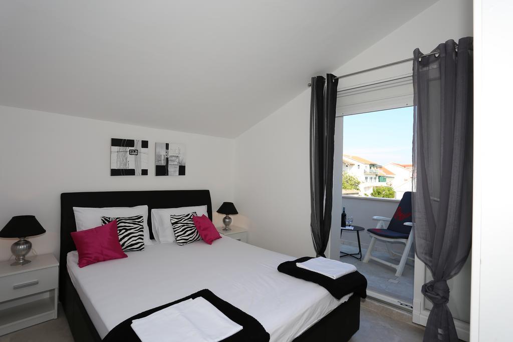 The Tribunj Suites Luaran gambar